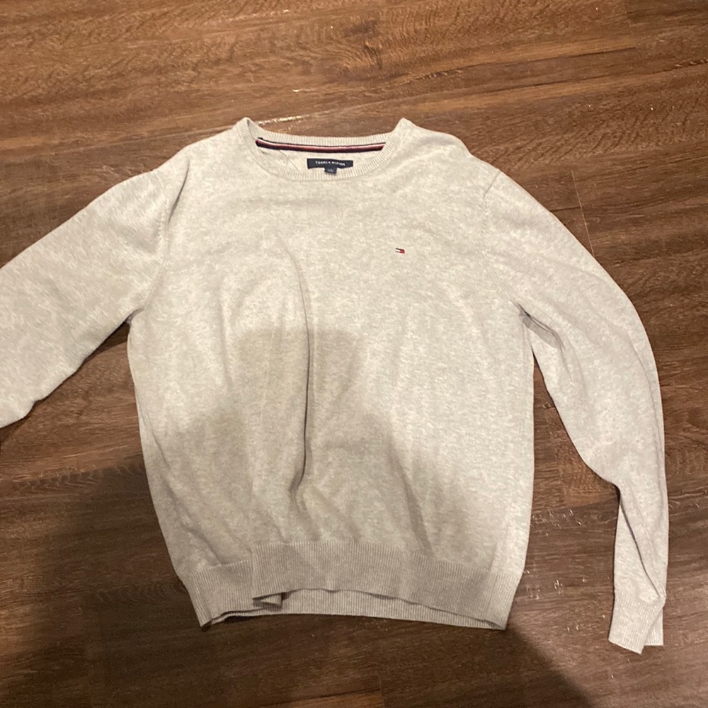 Large Tommy Hilfiger crewneck